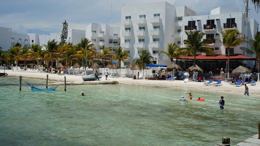 Las Perlas Condos Cancun Exterior photo