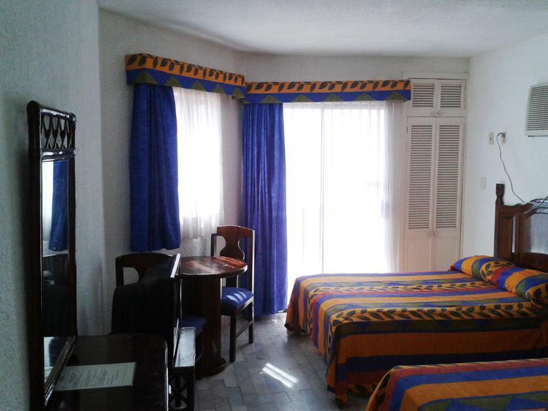Las Perlas Condos Cancun Room photo