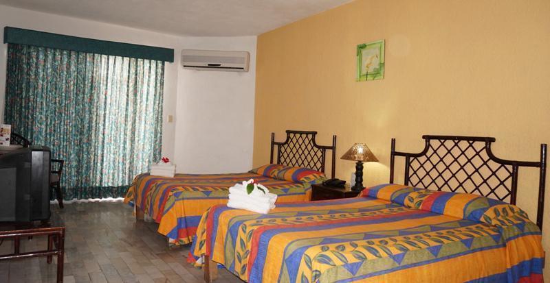 Las Perlas Condos Cancun Room photo